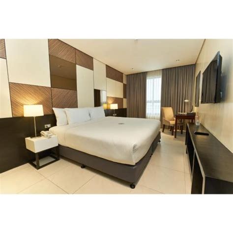 Top 3 Hotels with Pool in Tacloban .